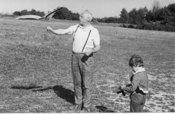 1973 kite with son
